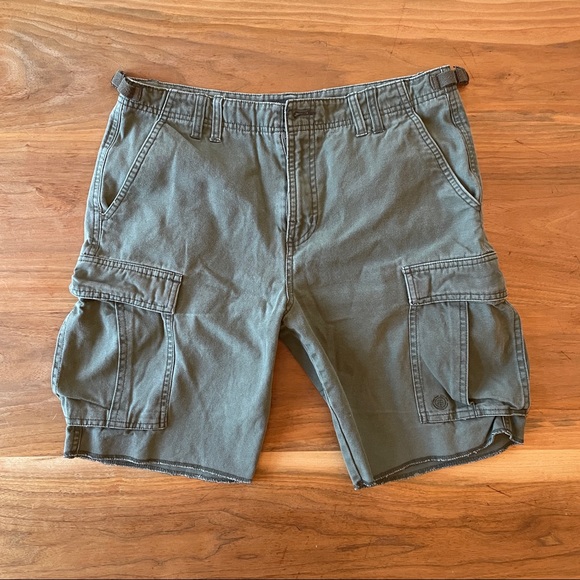 2 for 1 Element and Quiksilver Cargo Shorts! - Picture 2 of 14